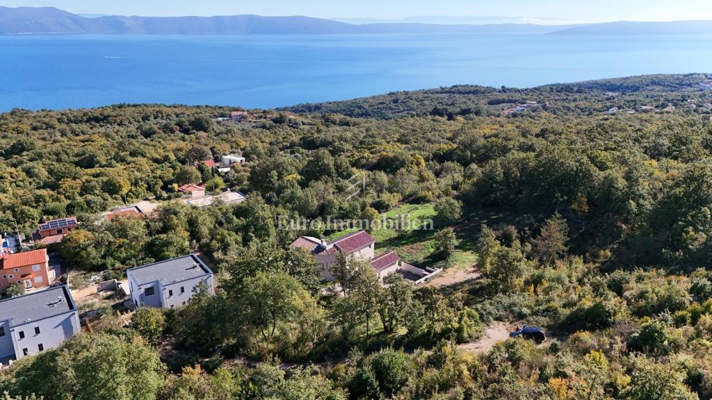 Drenje - terreno edificabile con progetto di villa