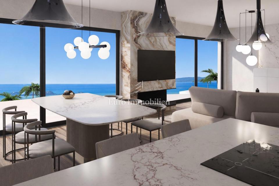 Attico di lusso con vista mare vicino a Opatija