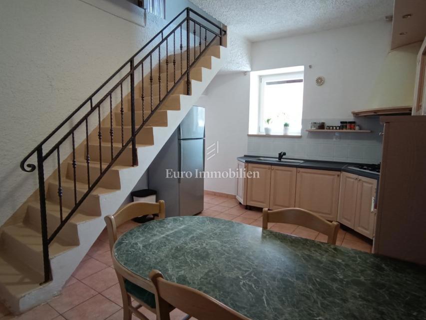 POREČ!!! Appartamento con piscina, a 5 km dal mare