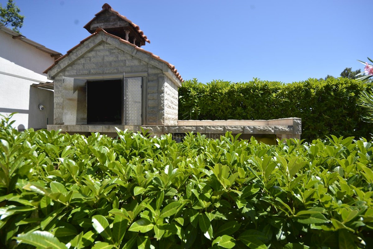 Bella casa indipendente con ampio giardino, posizione tranquilla!