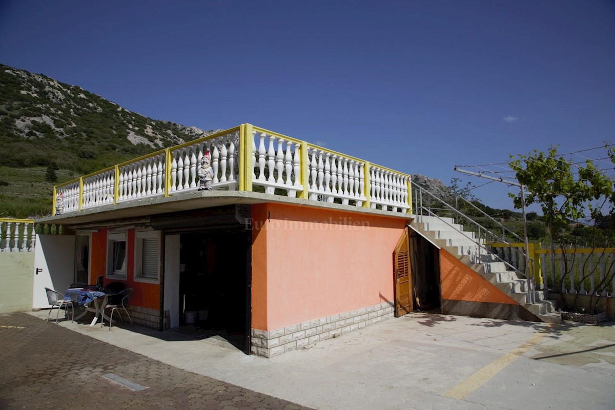 Casa in una posizione tranquilla in Baska