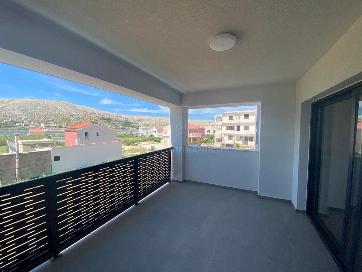 Apartments in a new building with sea view, island of Pag