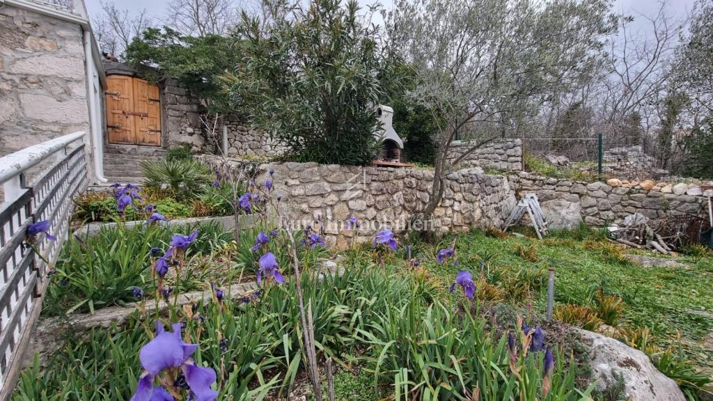 Detached house with garden near the sea, Dramalj