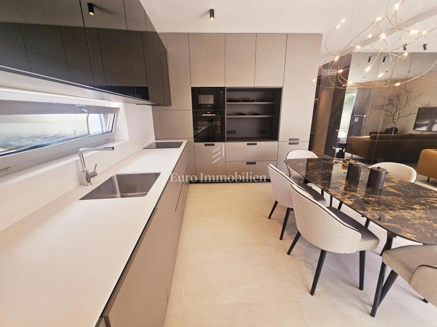 Appartamento in ottima posizione, nuova costruzione, città di Veglia