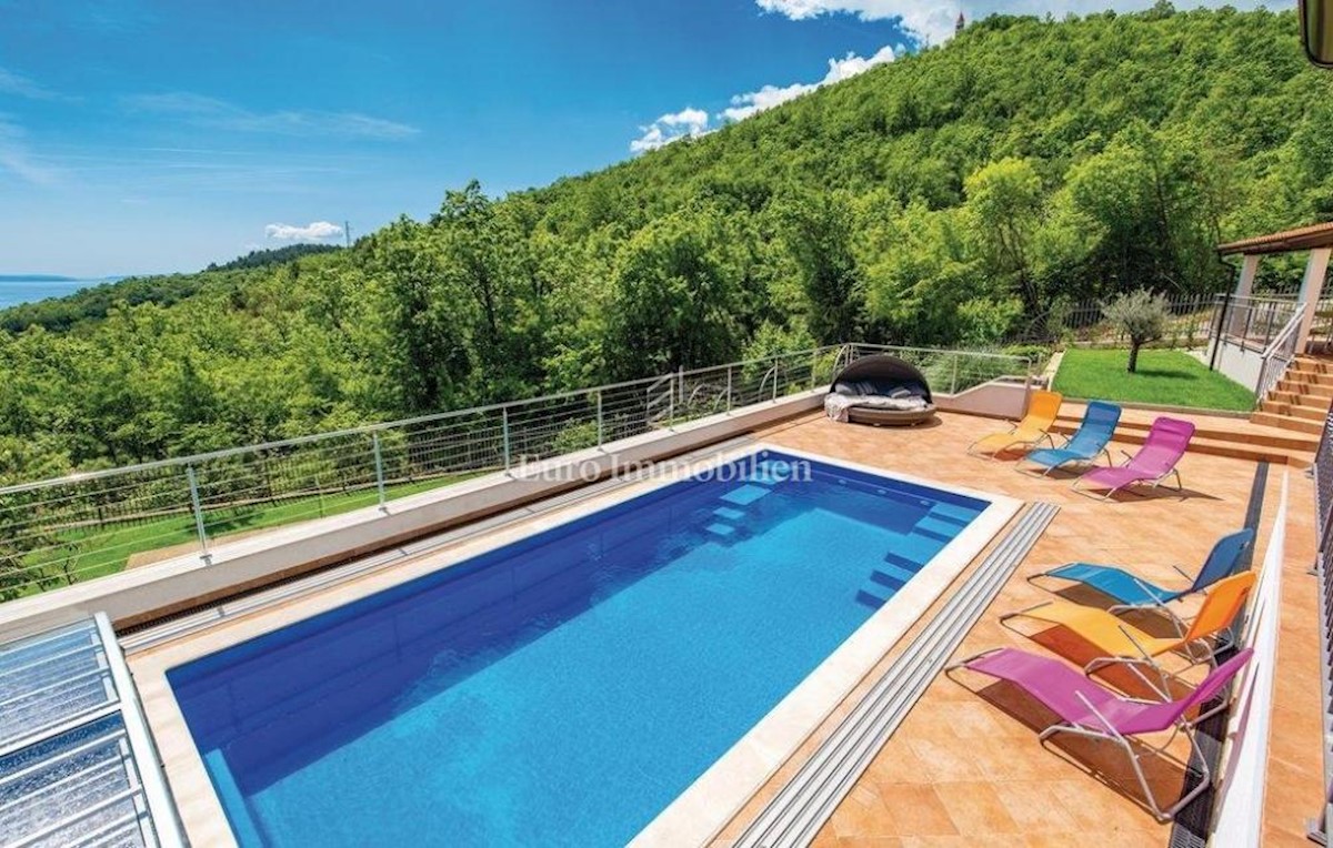 Beautiful villa with a sea view, in surroundings of Opatija!