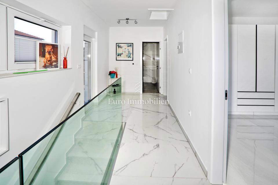 Villa moderna con vista mare - Malinska