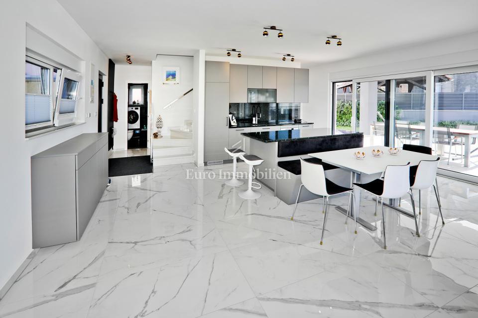 Villa moderna con vista mare - Malinska