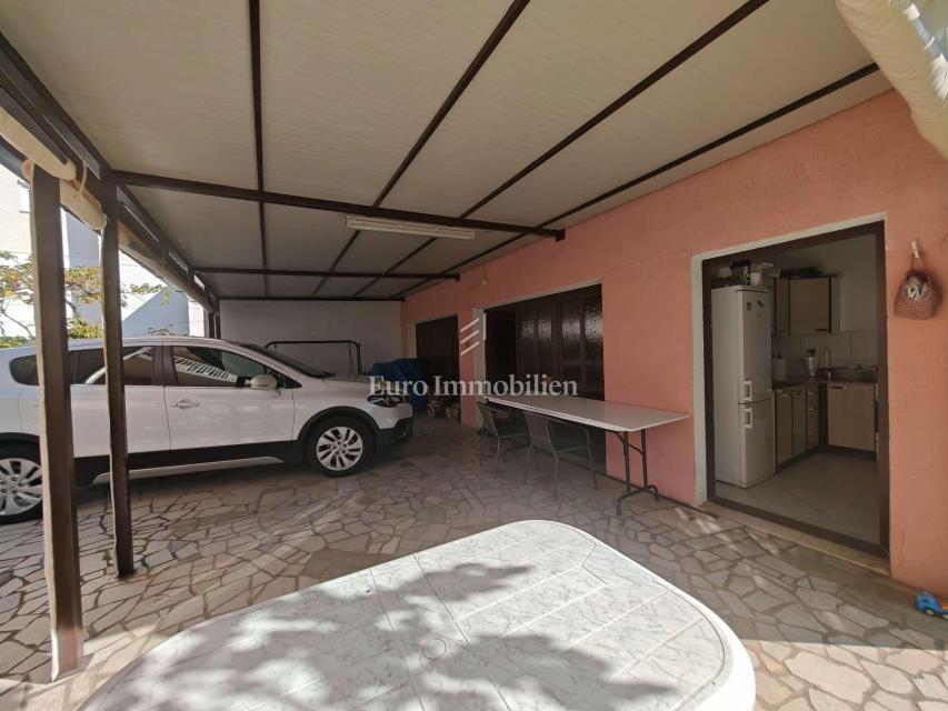 Casa trifamiliare a 150 m dal mare