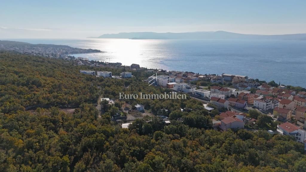 Crikvenica, ampio appartamento in un'ottima posizione