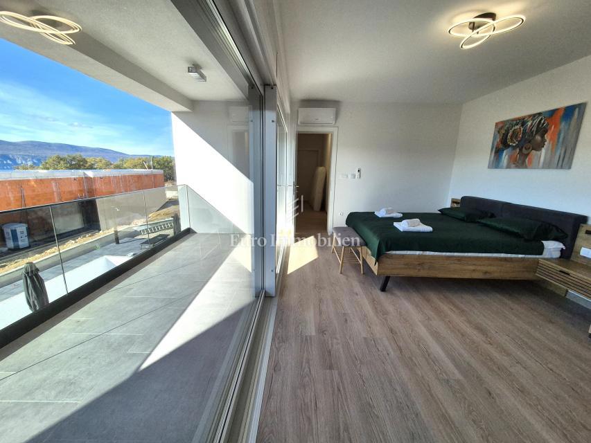 Nuova casa bifamiliare con vista mare - isola di Krk