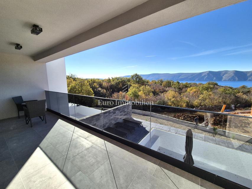 Nuova casa bifamiliare con vista mare - isola di Krk