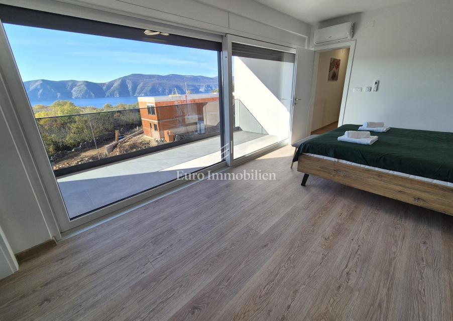 Nuova casa bifamiliare con vista mare - isola di Krk