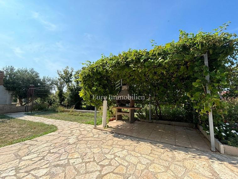 Pag - due appartamenti separati al primo piano