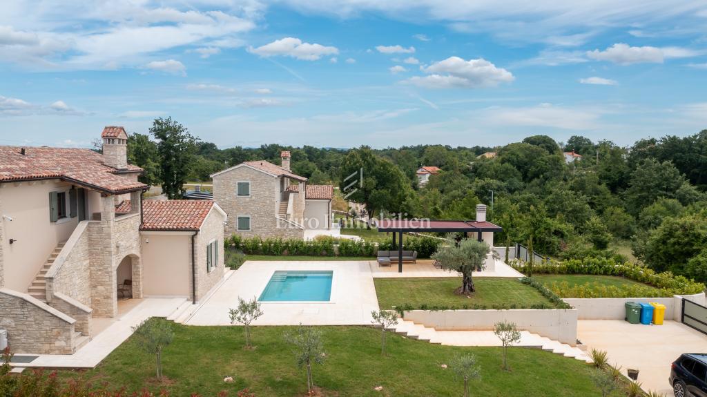 Istria - villa rustica con piscina