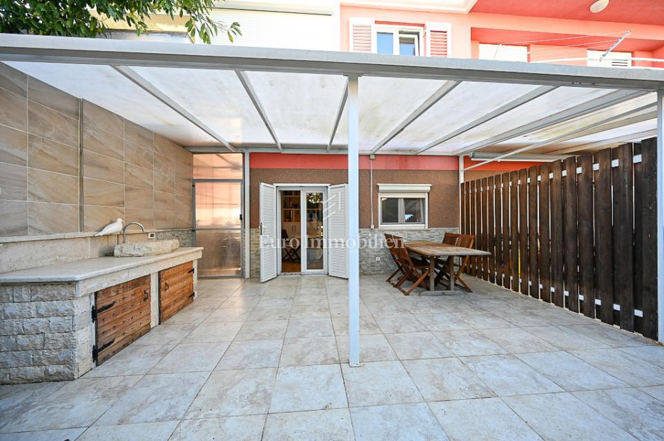 Novigrad - appartamento vicino al mare e al centro città