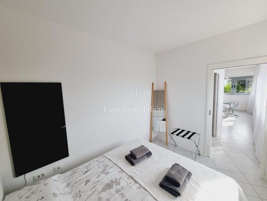 Cittanova, Istria - appartamento a 50 metri dal mare