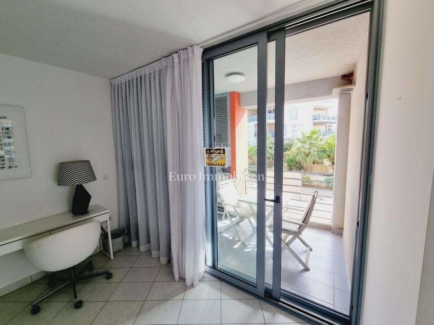 Cittanova, Istria - appartamento a 50 metri dal mare