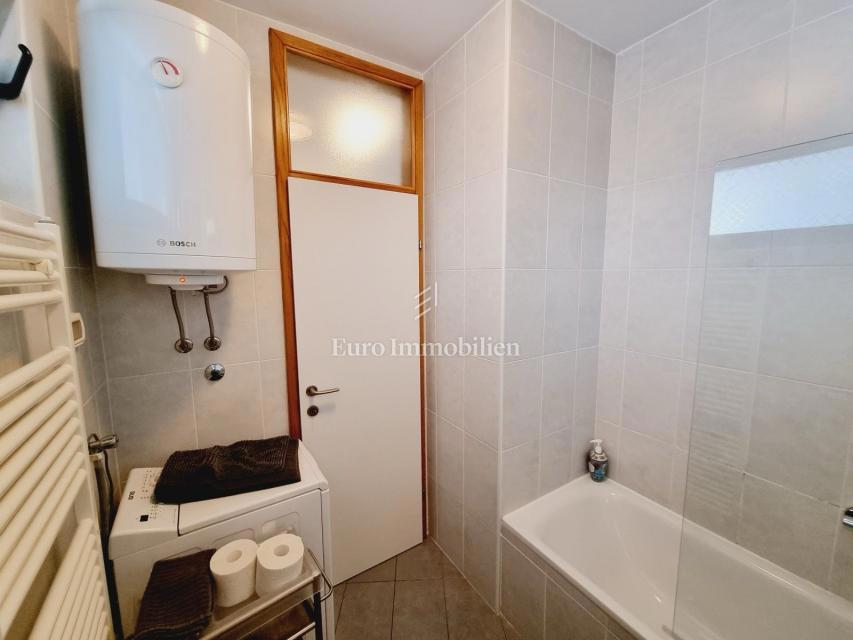 Cittanova, Istria - appartamento a 50 metri dal mare