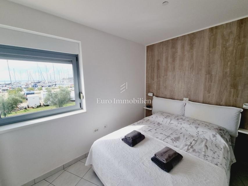 Cittanova, Istria - appartamento a 50 metri dal mare