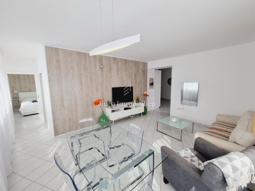 Cittanova, Istria - appartamento a 50 metri dal mare