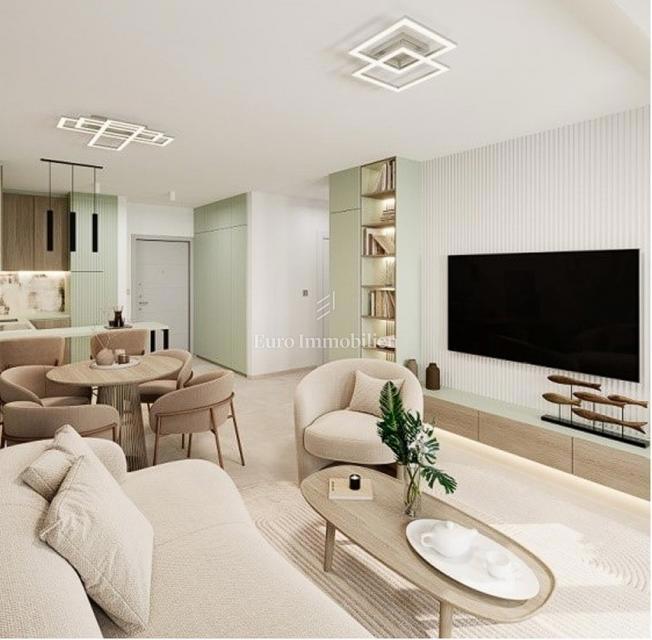 Sebenico - appartamento al secondo piano, vicino al lago