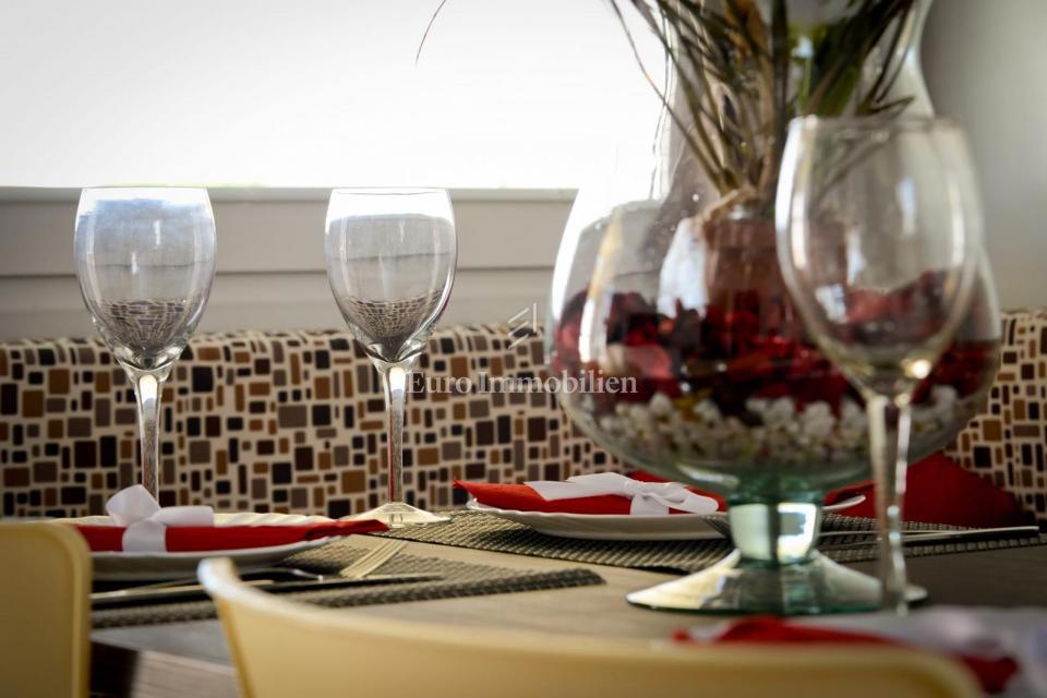 Privlaka - appartamento con piscina e ampio giardino