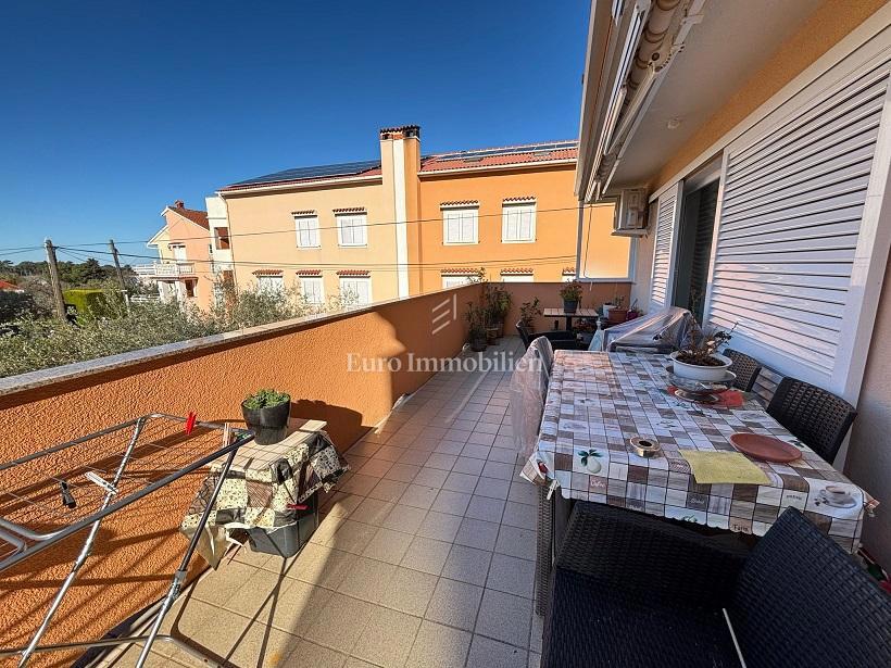 Novalja - casa con 6 appartamenti