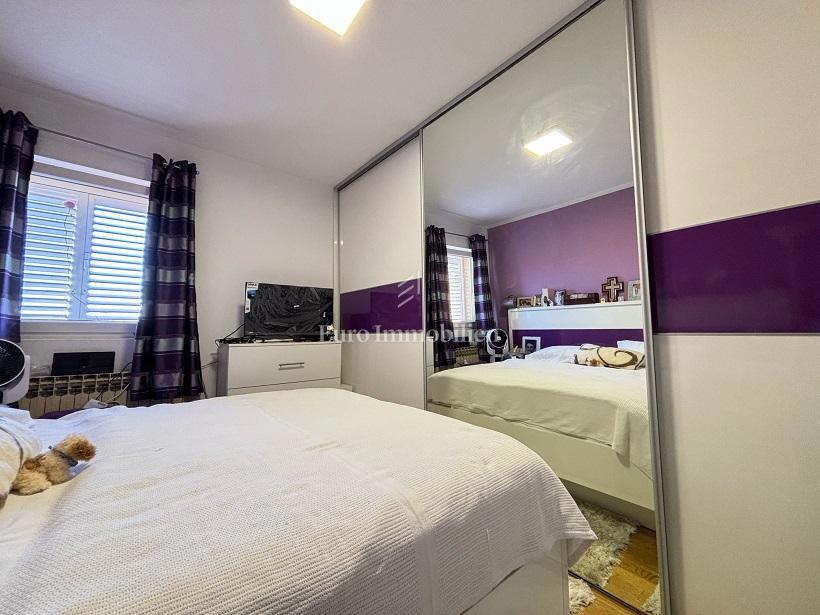 Novalja - casa con 6 appartamenti