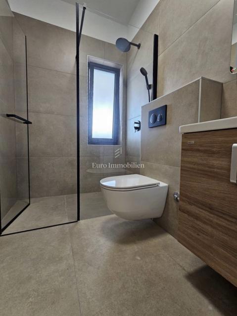 Jezera - attico con vista mare