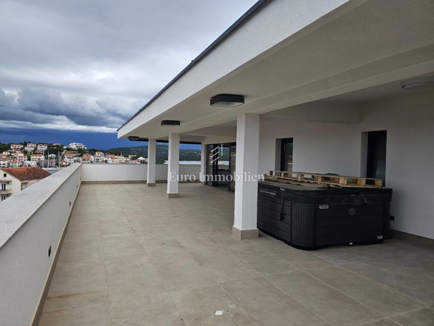 Jezera - attico con vista mare