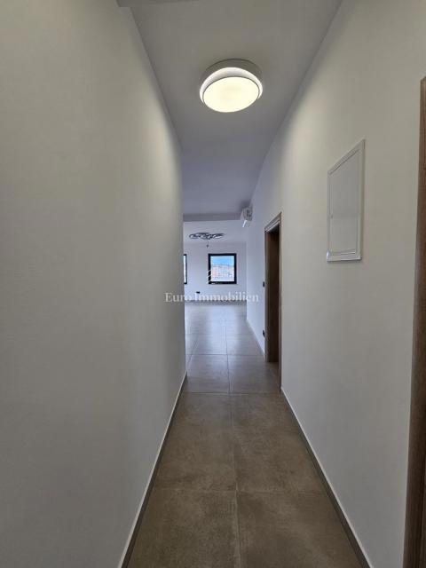 Jezera - attico con vista mare