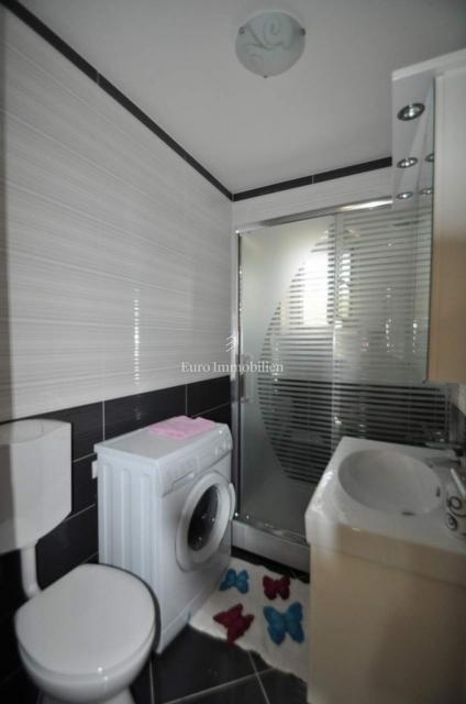 Appartamento con vista mare aperta a Vrbnik