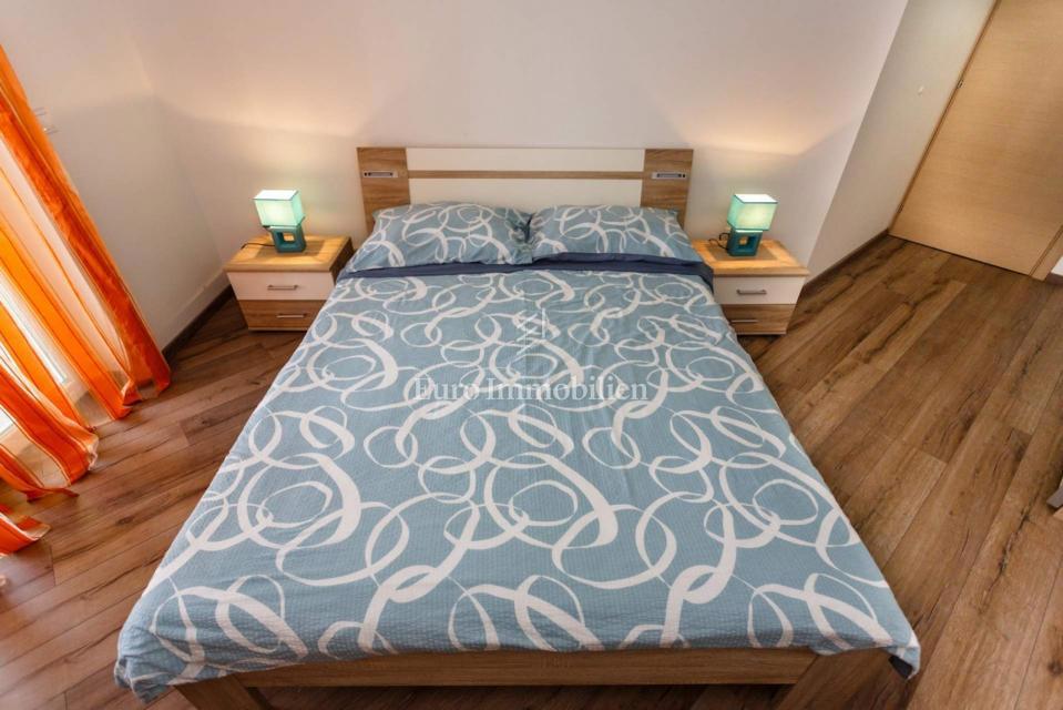 Appartamento con vista mare aperta a Vrbnik