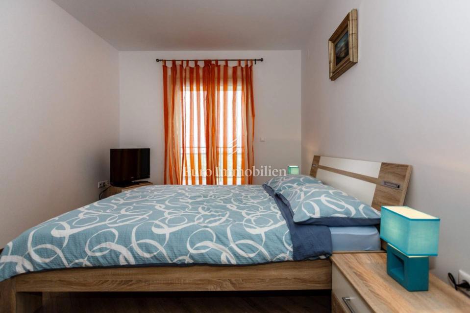 Appartamento con vista mare aperta a Vrbnik