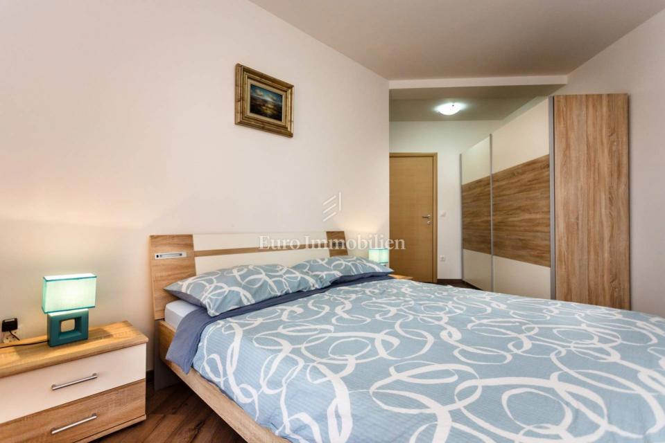 Appartamento con vista mare aperta a Vrbnik