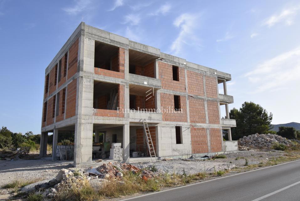 Brodarica-nuovo edificio, appartamento vicino alla spiaggia