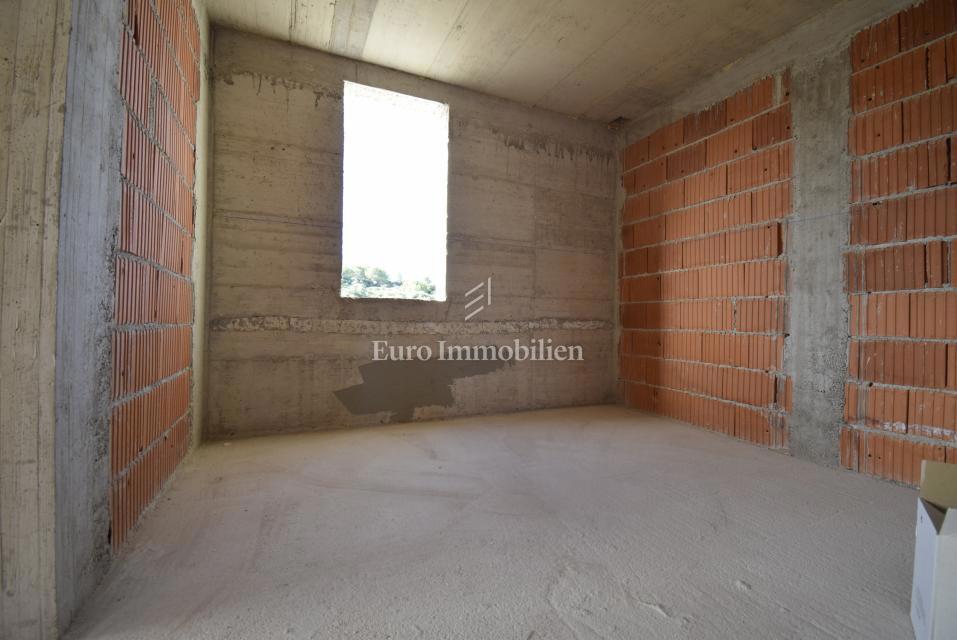 Brodarica-nuovo edificio, appartamento vicino alla spiaggia