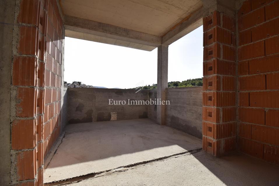 Brodarica-nuovo edificio, appartamento vicino alla spiaggia