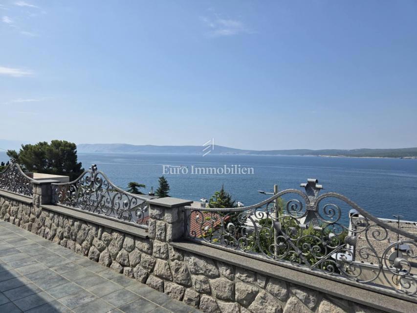 Crikvenica, Appartamento a 50 m dal mare con splendida vista