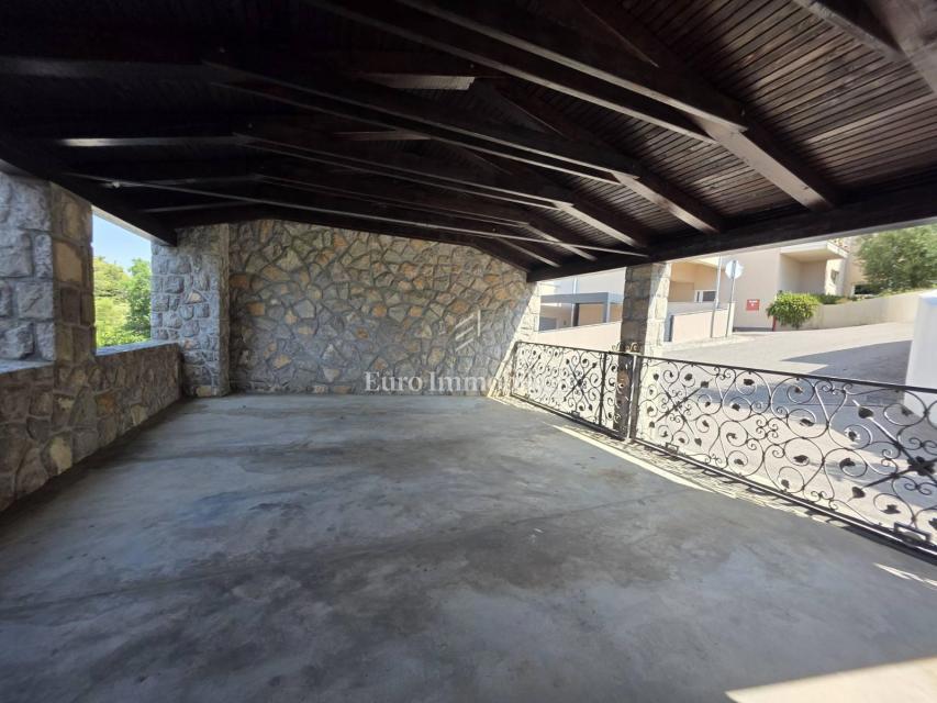 Crikvenica, Appartamento a 50 m dal mare con splendida vista