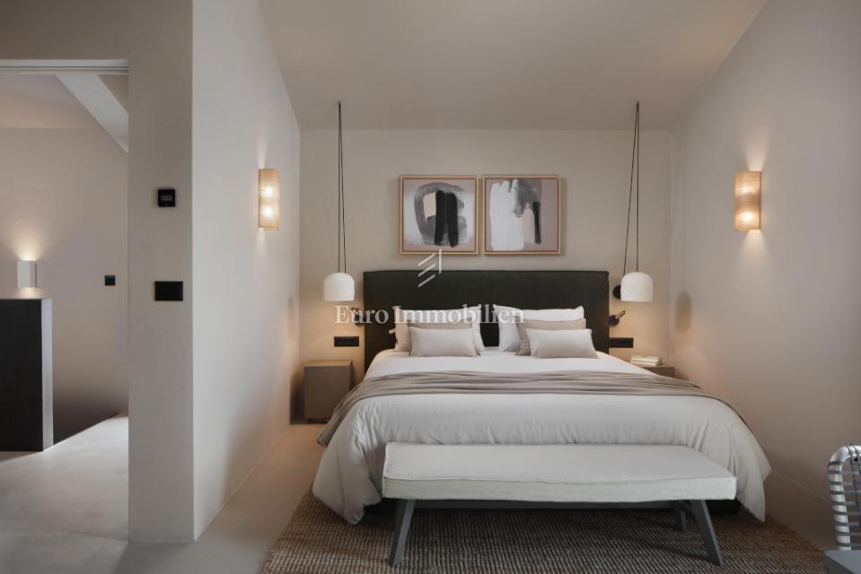 Istria, Parenzo – Villa moderna con piscina in vendita