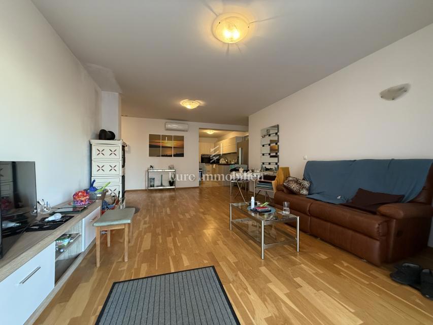 Promajna – Appartamento in una villa vicino al mare