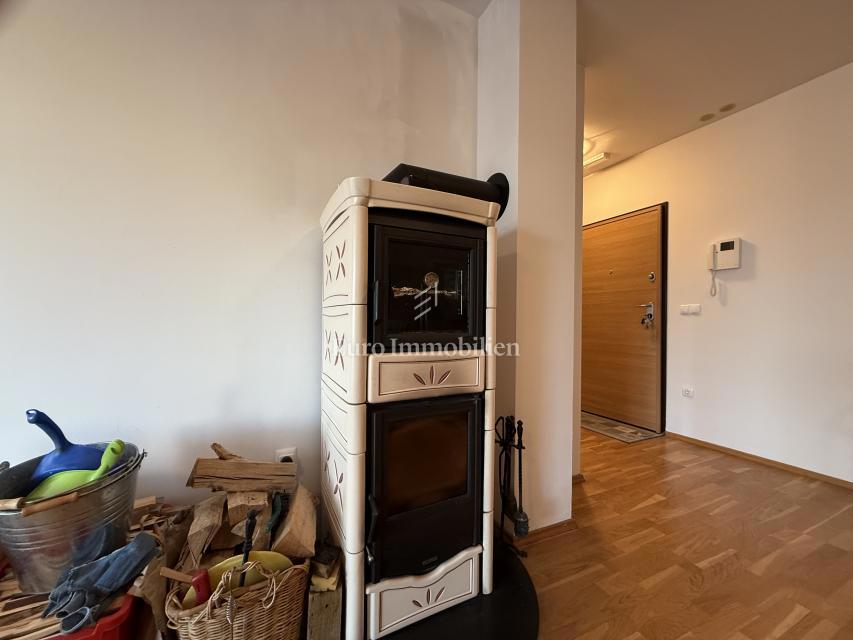 Promajna – Appartamento in una villa vicino al mare