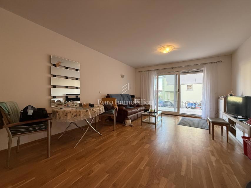 Promajna – Appartamento in una villa vicino al mare