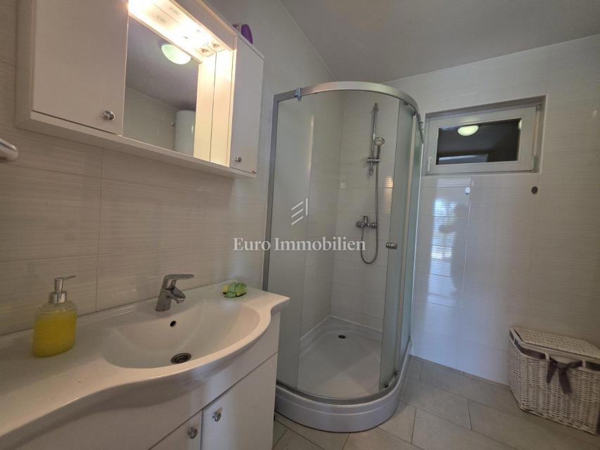 Senj, Casa con splendida vista sul mare