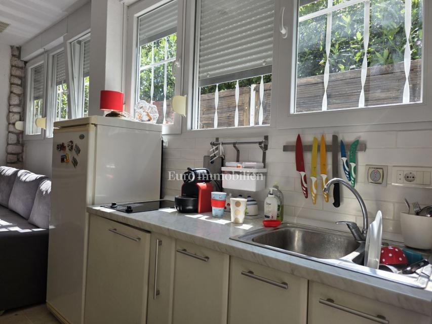 Appartamento con terrazza e giardino, a 130 m dal mare