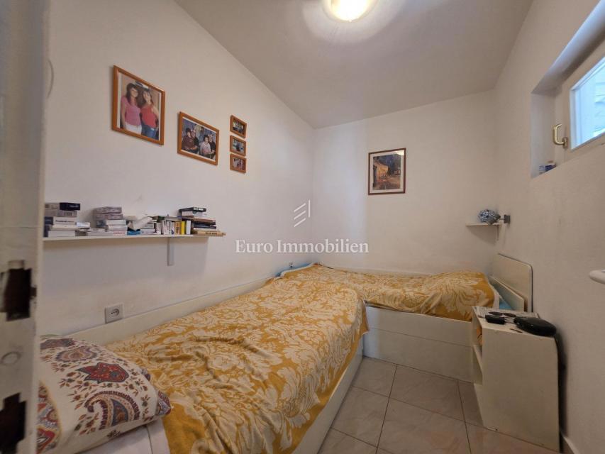 Appartamento con terrazza e giardino, a 130 m dal mare