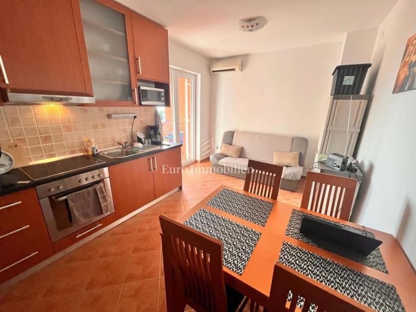 Novalja, Appartamento con due terrazze e vista mare