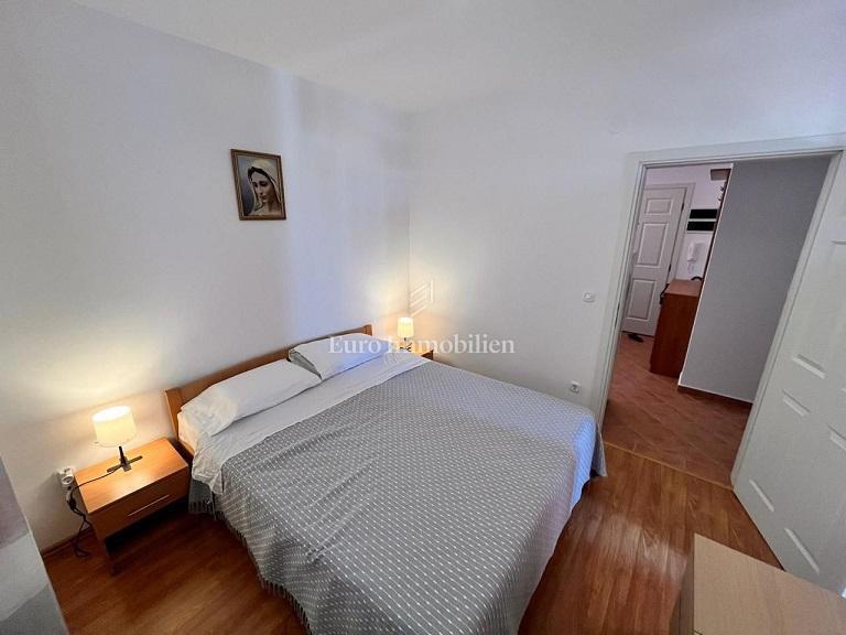 Novalja, Appartamento con due terrazze e vista mare