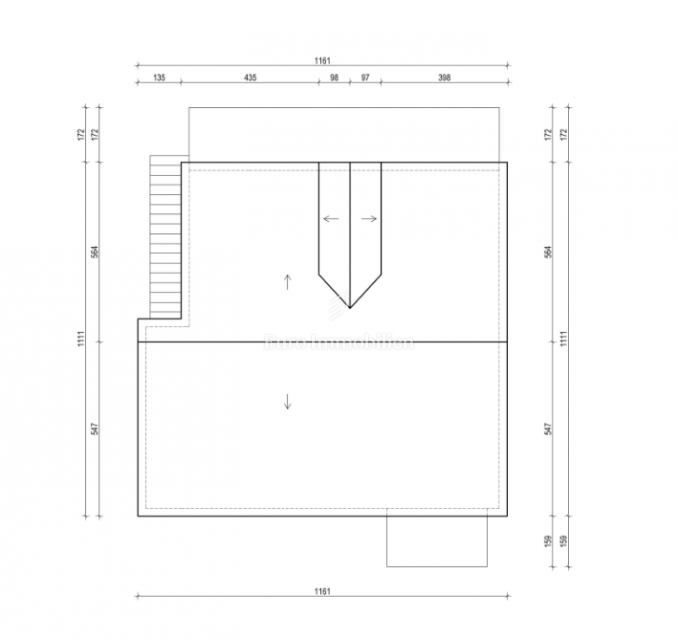 Appartamento con Grande Balcone e Vista Mare